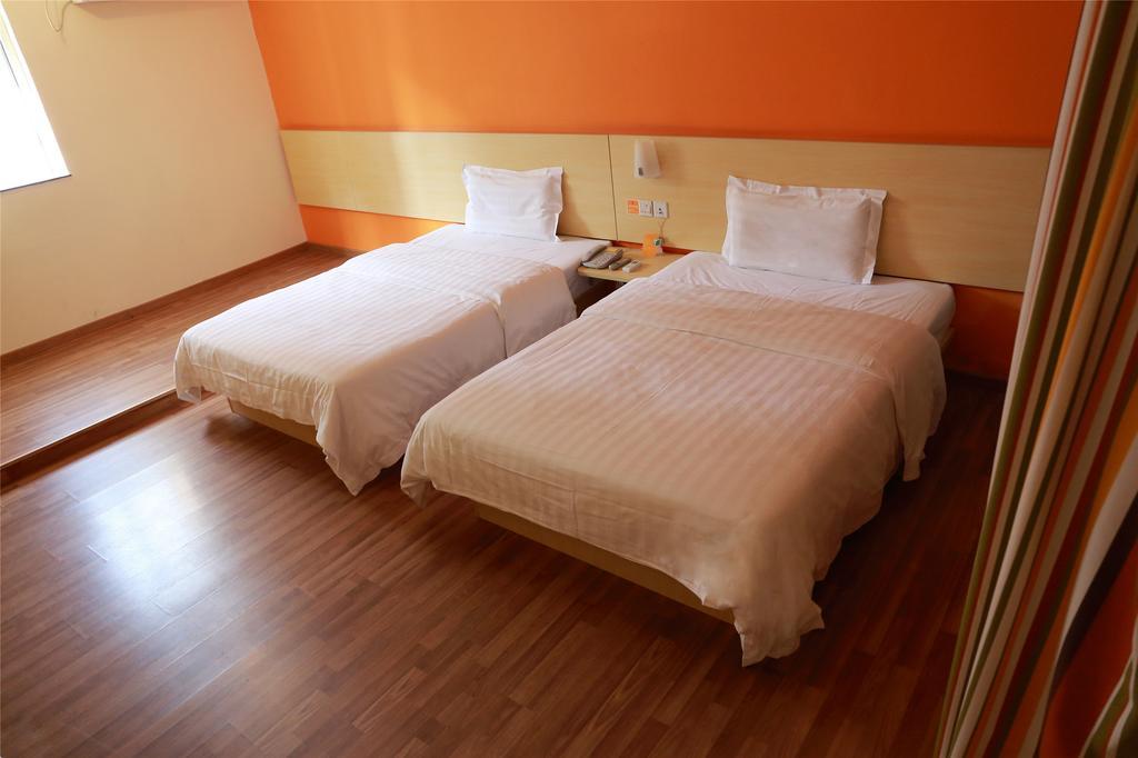 7Days Inn Beijing Shijingshan Gucheng Room photo